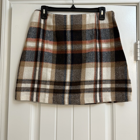 plaid skirt - Picture 2 of 8